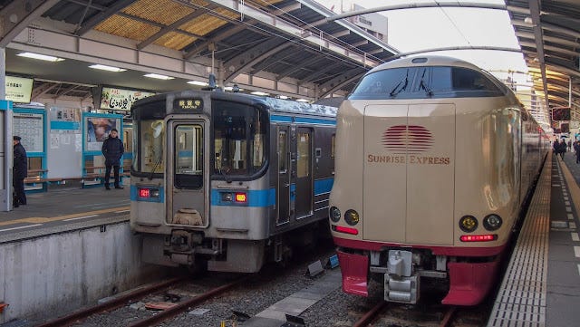 [日本] 2018 四國一日遊｜松山城｜Sunrise寢台列車